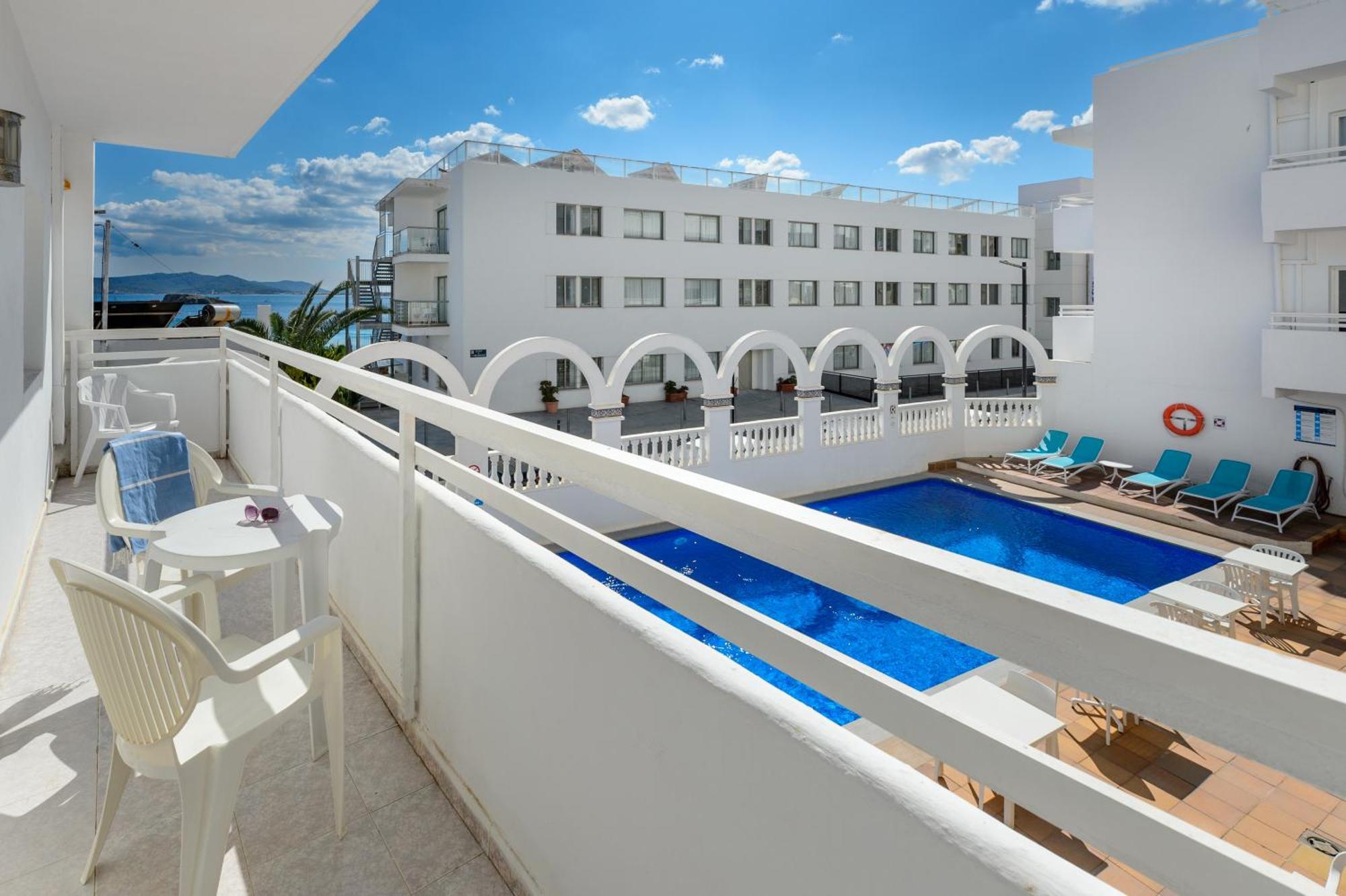 Hotel Apartamentos Vibra Lux Mar Ibiza-Stadt Exterior foto