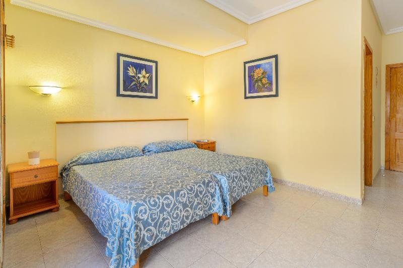 Hotel Apartamentos Vibra Lux Mar Ibiza-Stadt Zimmer foto