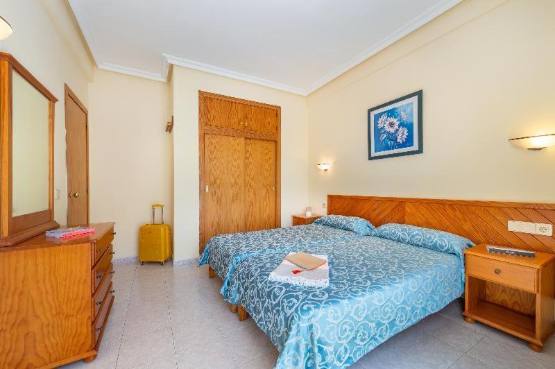 Hotel Apartamentos Vibra Lux Mar Ibiza-Stadt Zimmer foto