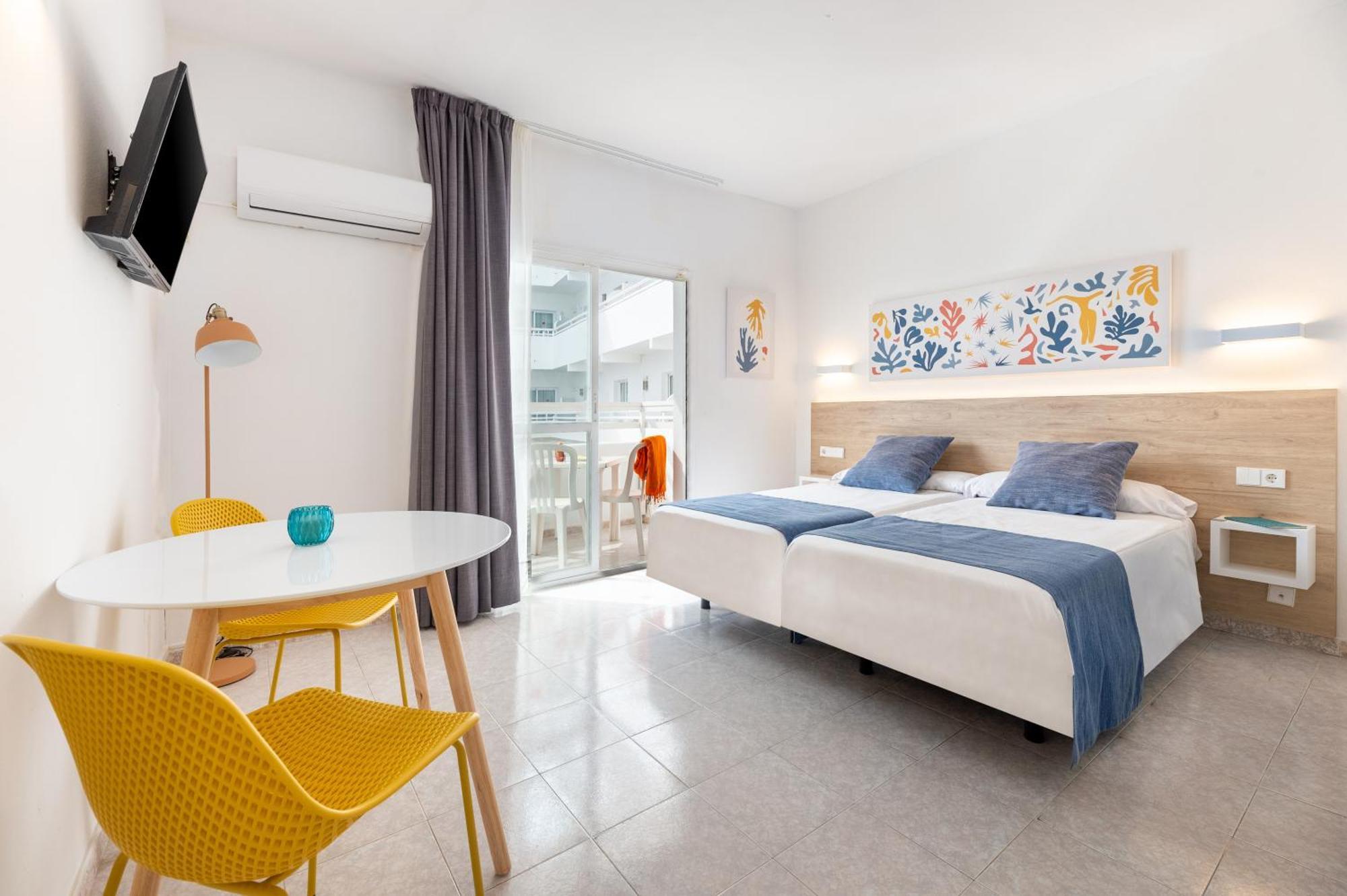 Hotel Apartamentos Vibra Lux Mar Ibiza-Stadt Exterior foto