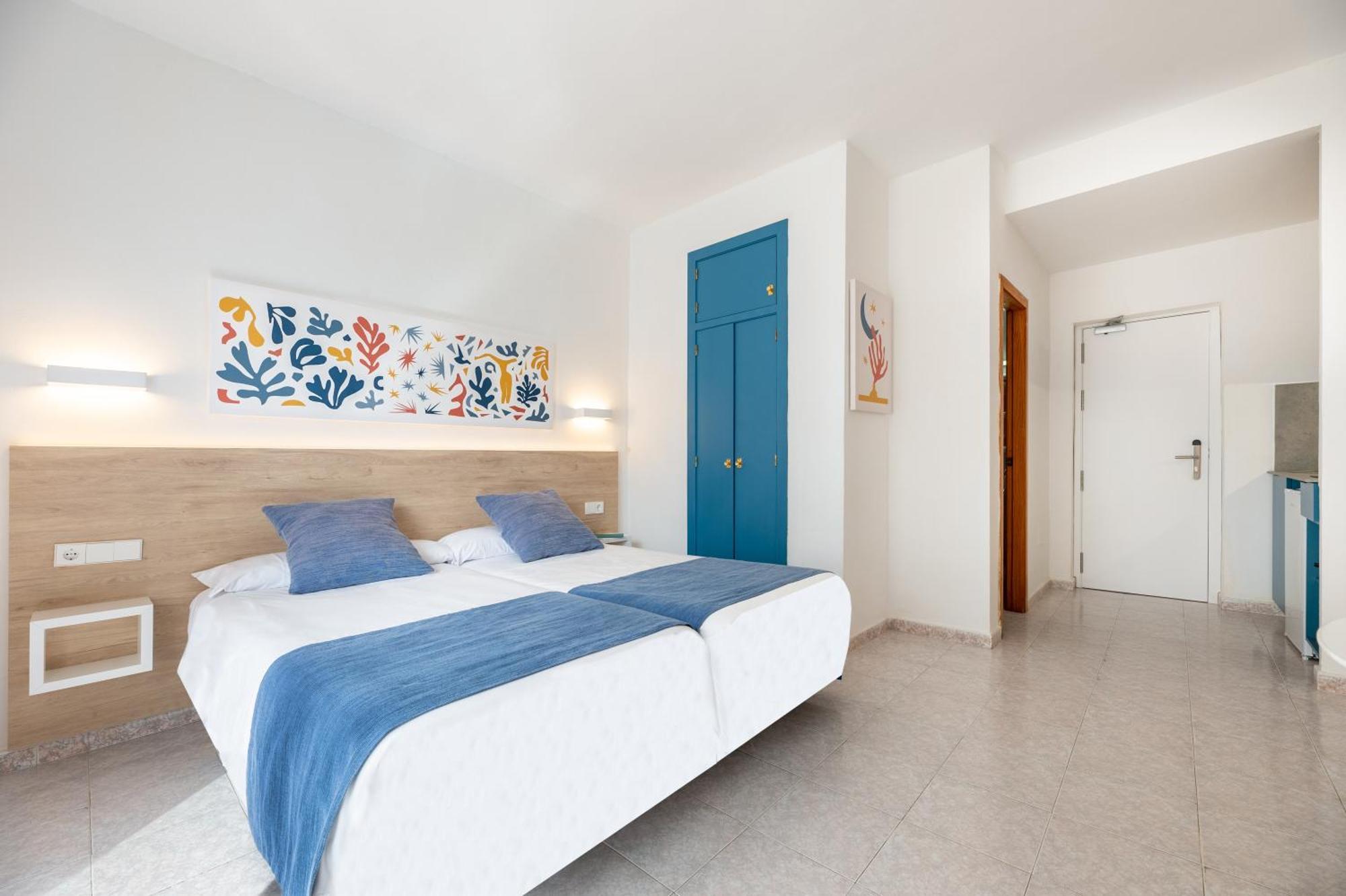 Hotel Apartamentos Vibra Lux Mar Ibiza-Stadt Exterior foto